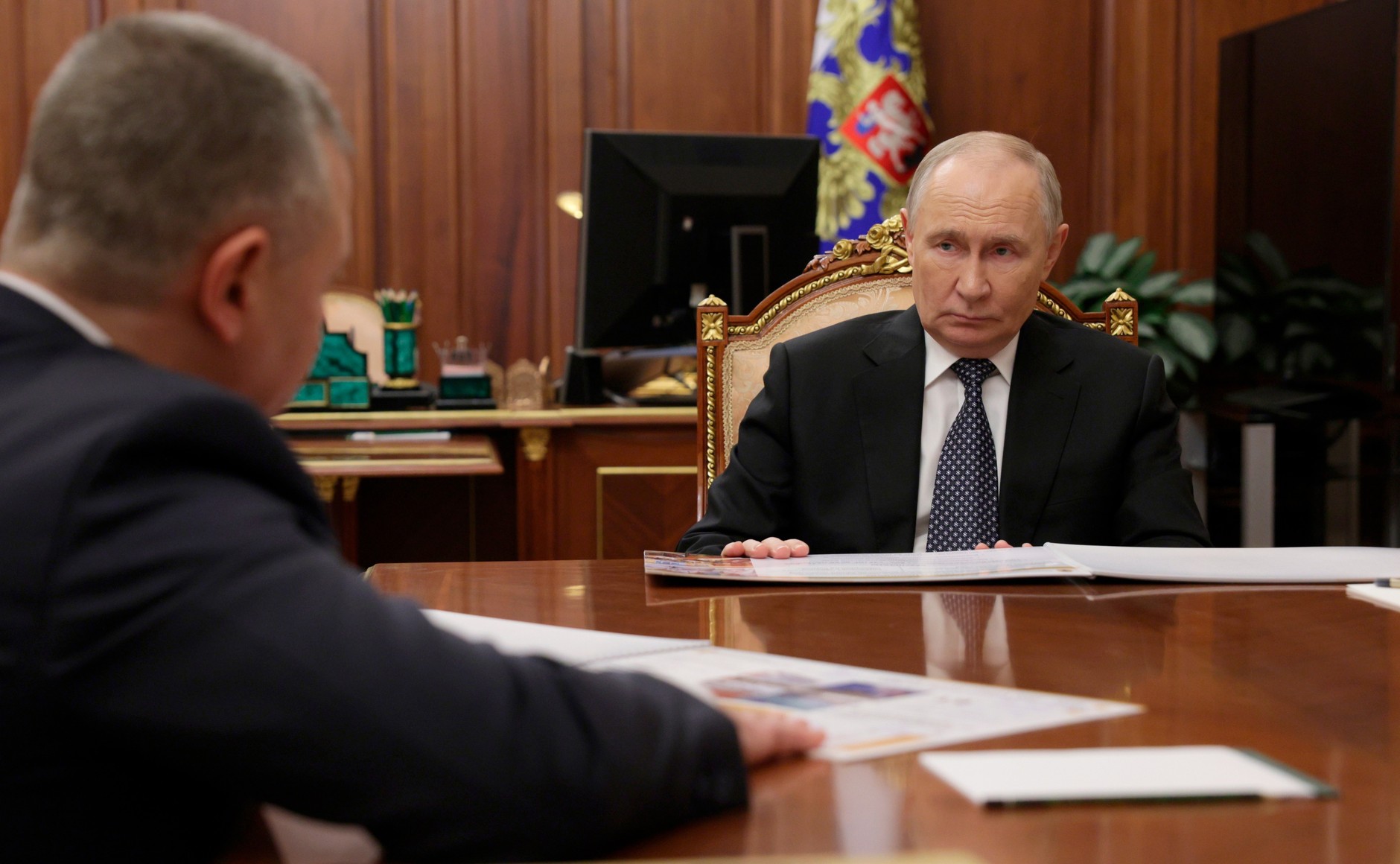 Michael Evravev reported to Vladimir Putin on the development results of the Yaroslav region